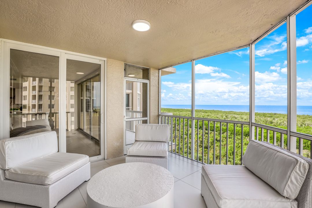 6585 Nicholas Blvd #1505, Naples, FL 34108