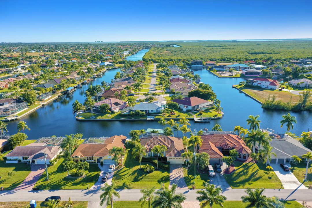 2902 SW 40th St, Cape Coral, FL 33914