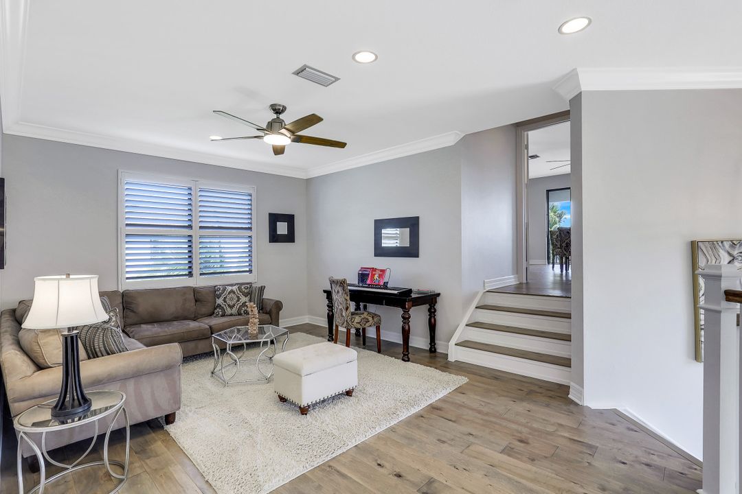 3025 Cinnamon Bay Cir, Naples, FL 34119