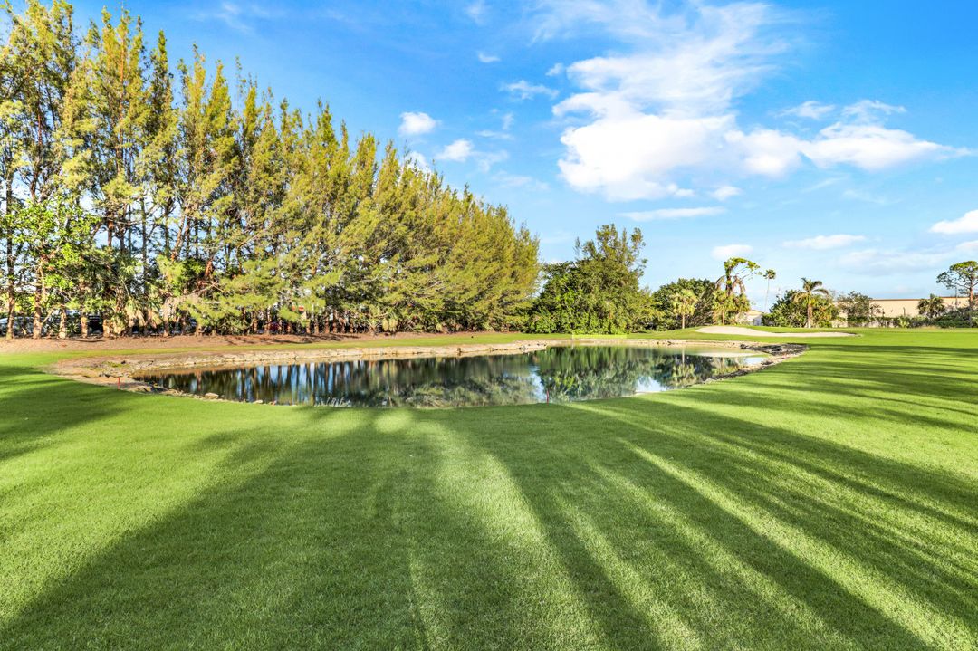 501 Forest Lakes Blvd #205, Naples, FL 34105