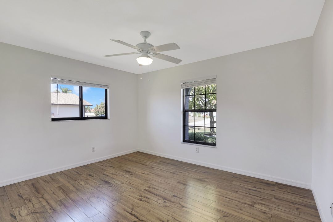 924 SE 15th St, Cape Coral, FL 33990