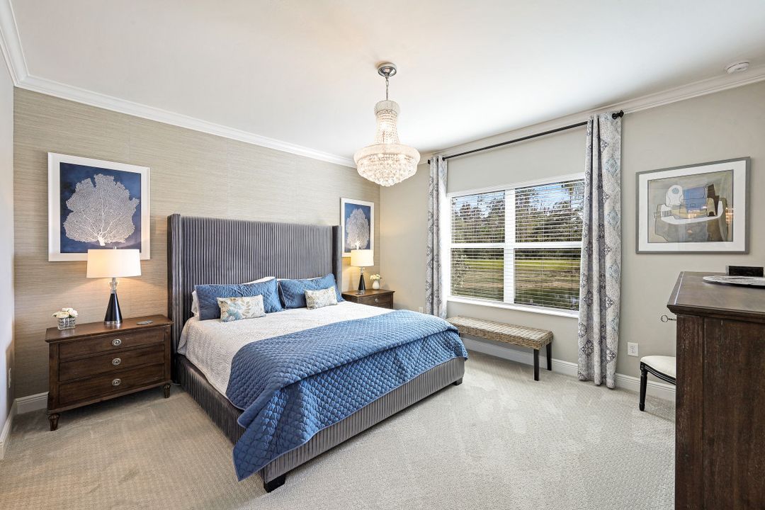 2239 Marquesa Cir, Naples, FL 34112