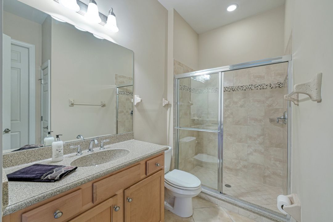 10380 Glastonbury Cir #202, Fort Myers, FL 33913