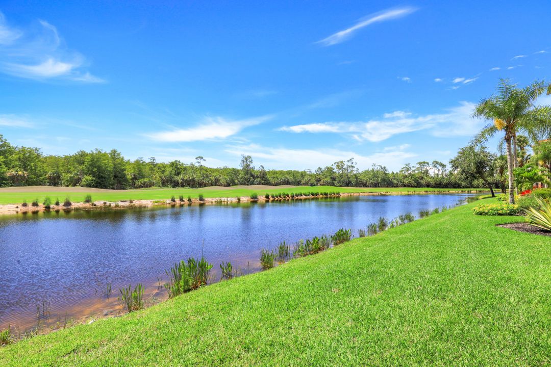 10313 Heritage Bay Blvd #1301, Naples, FL 34120