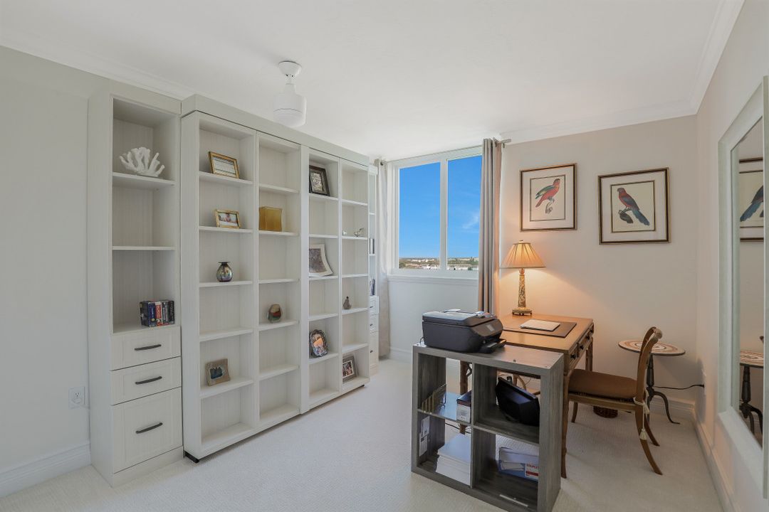 7515 Pelican Bay Blvd #11D, Naples, FL 34108