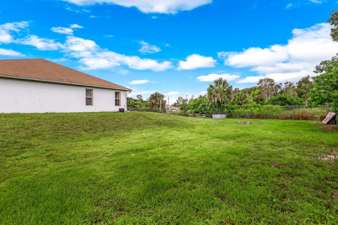 720 Kari Cir, Lehigh Acres, FL 33974