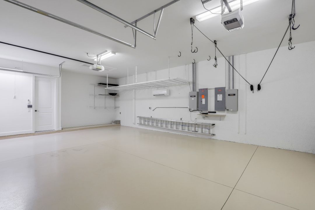 3341 Fanny Bay Ln, Naples, FL 34114