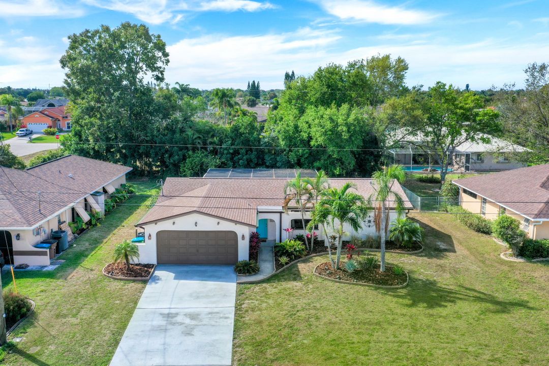 1214 SE 30th Terrace, Cape Coral, FL 33904