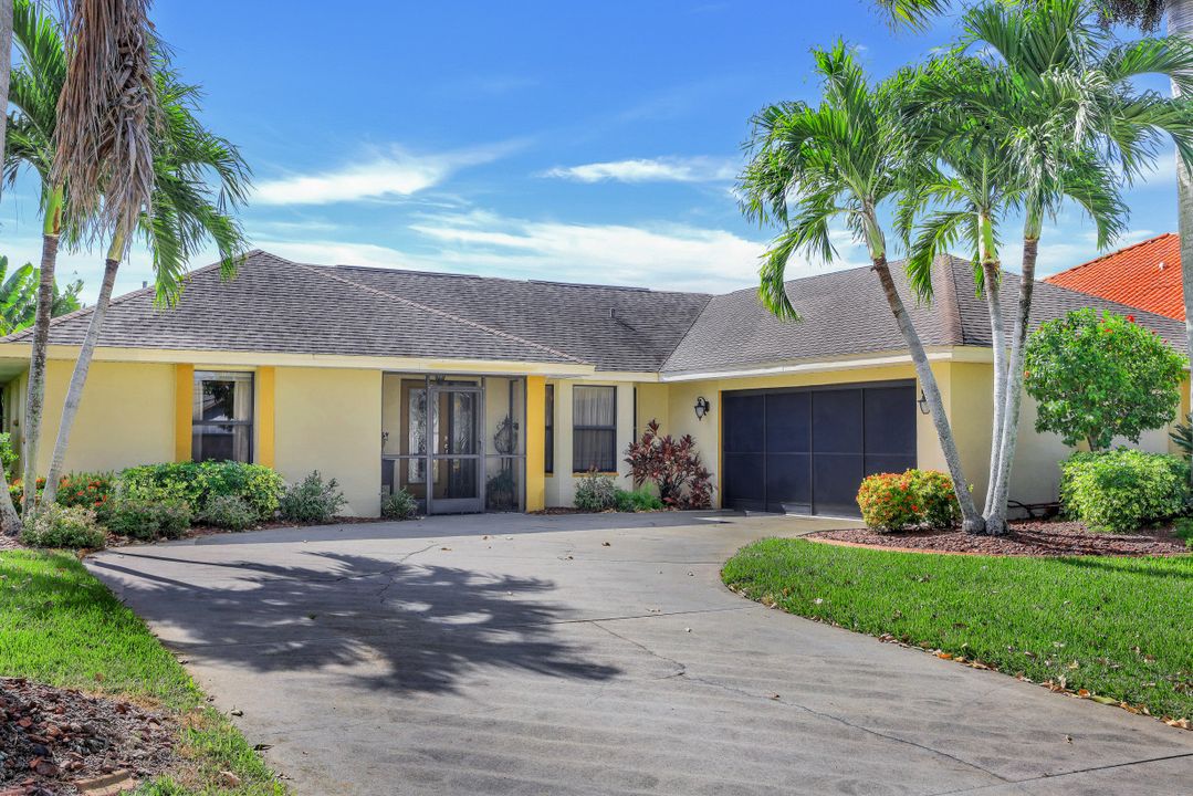 2208 Everest Pkwy, Cape Coral, FL 33904