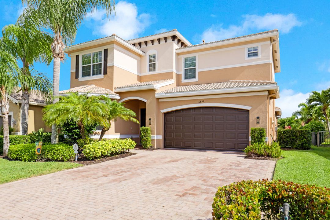 6499 Marbella Dr, Naples, FL 34105