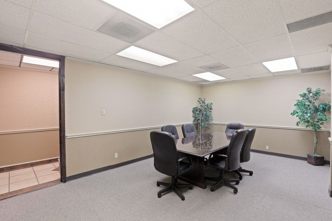 4625 North Fwy, Houston, TX 77022