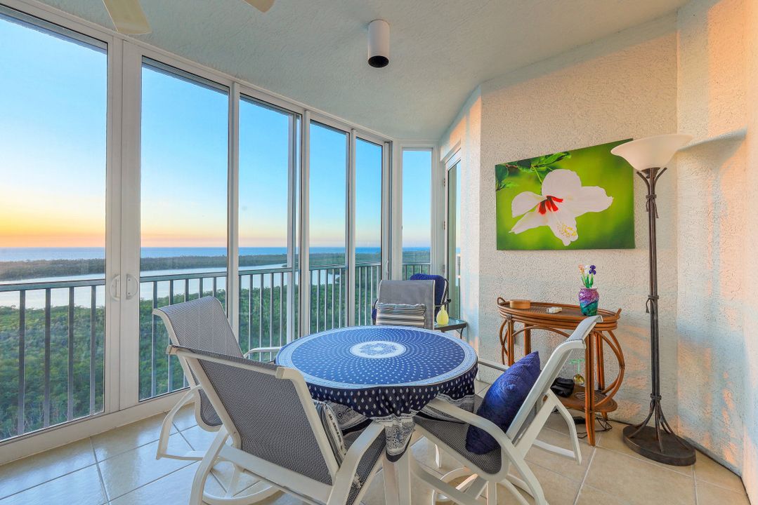 265 Indies Way #1404, Naples, FL 34110