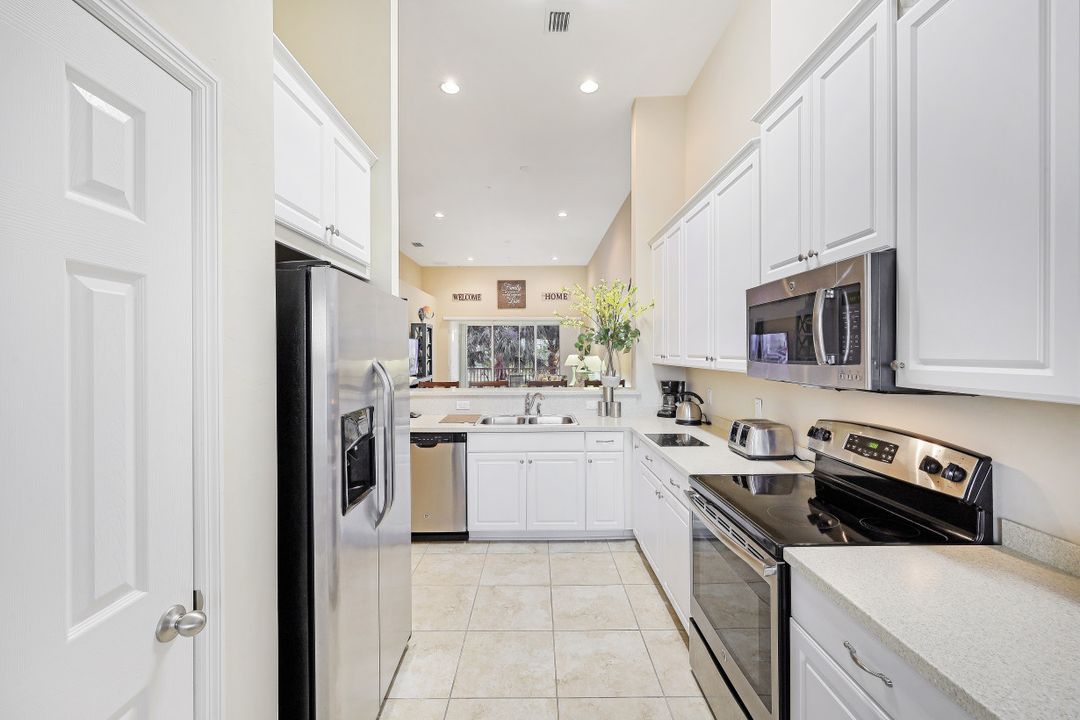 9941 Periwinkle Preserve Ln  #203, Fort Myers, FL 33919