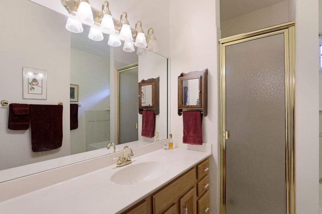 61 1st St, Bonita Springs, FL 34134