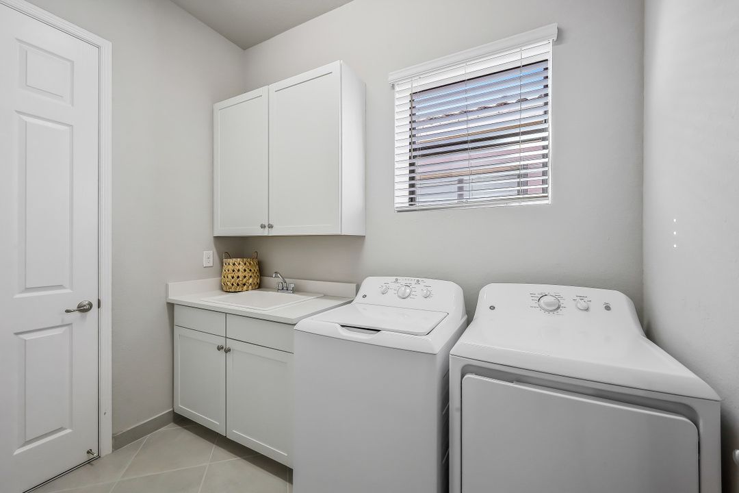 11569 Lakewood Preserve Pl, Fort Myers, FL 33913