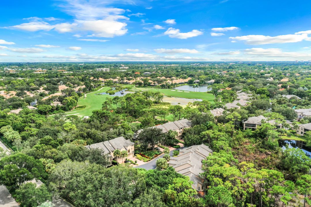 27100 Oakwood Lake Dr, Bonita Springs, FL 34134