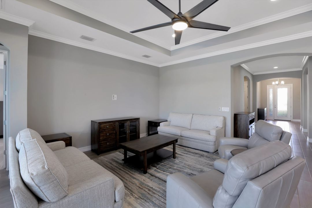 14740 Windward Ln, Naples, FL 34114