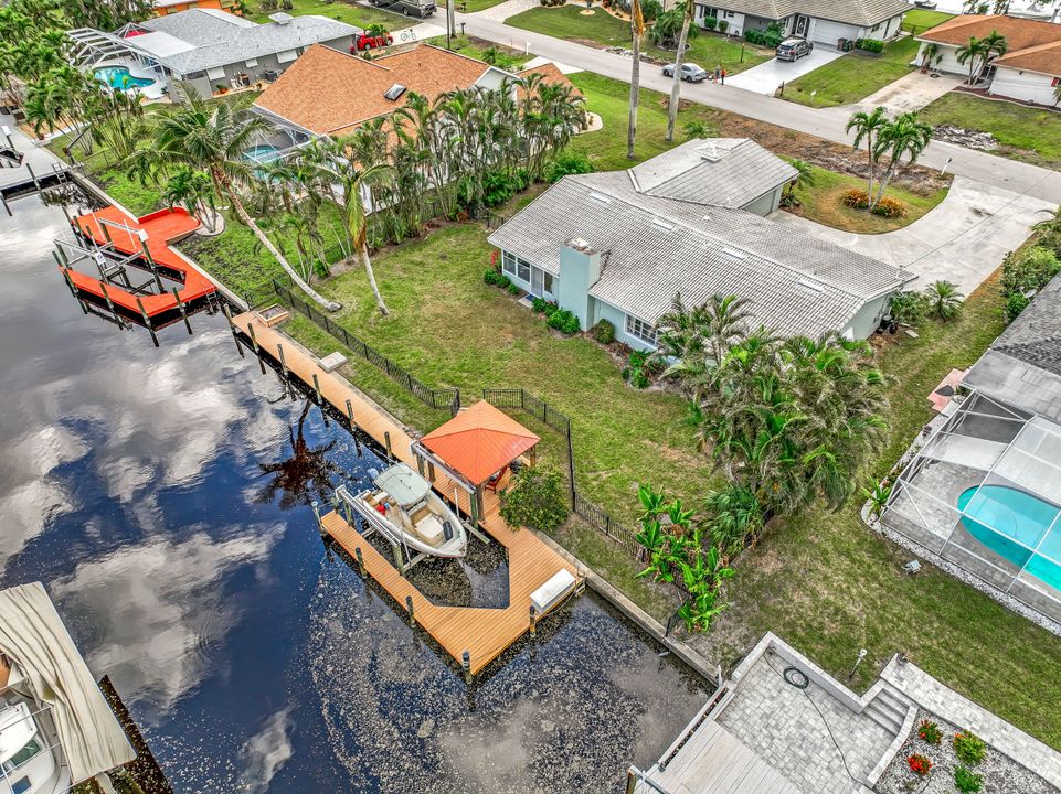 5305 Del Monte Ct, Cape Coral, FL 33904