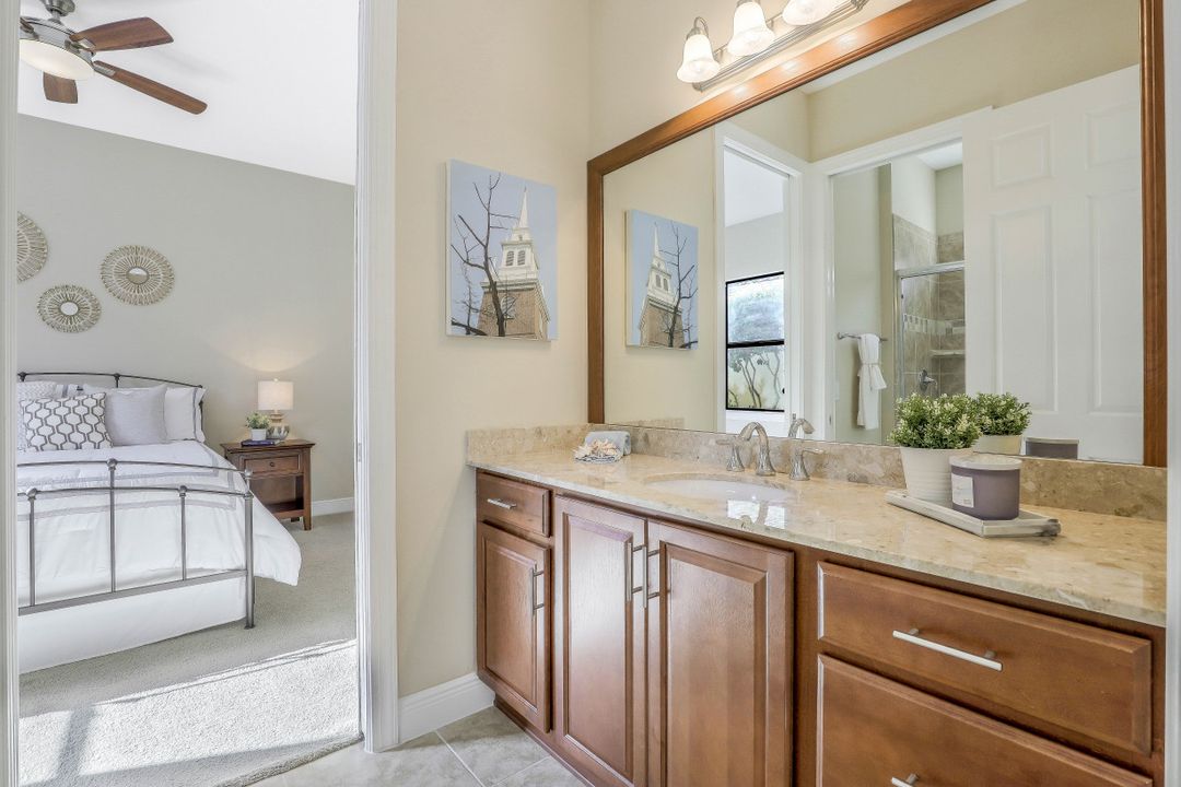 12471 Kentwood Ave, Fort Myers, FL 33913