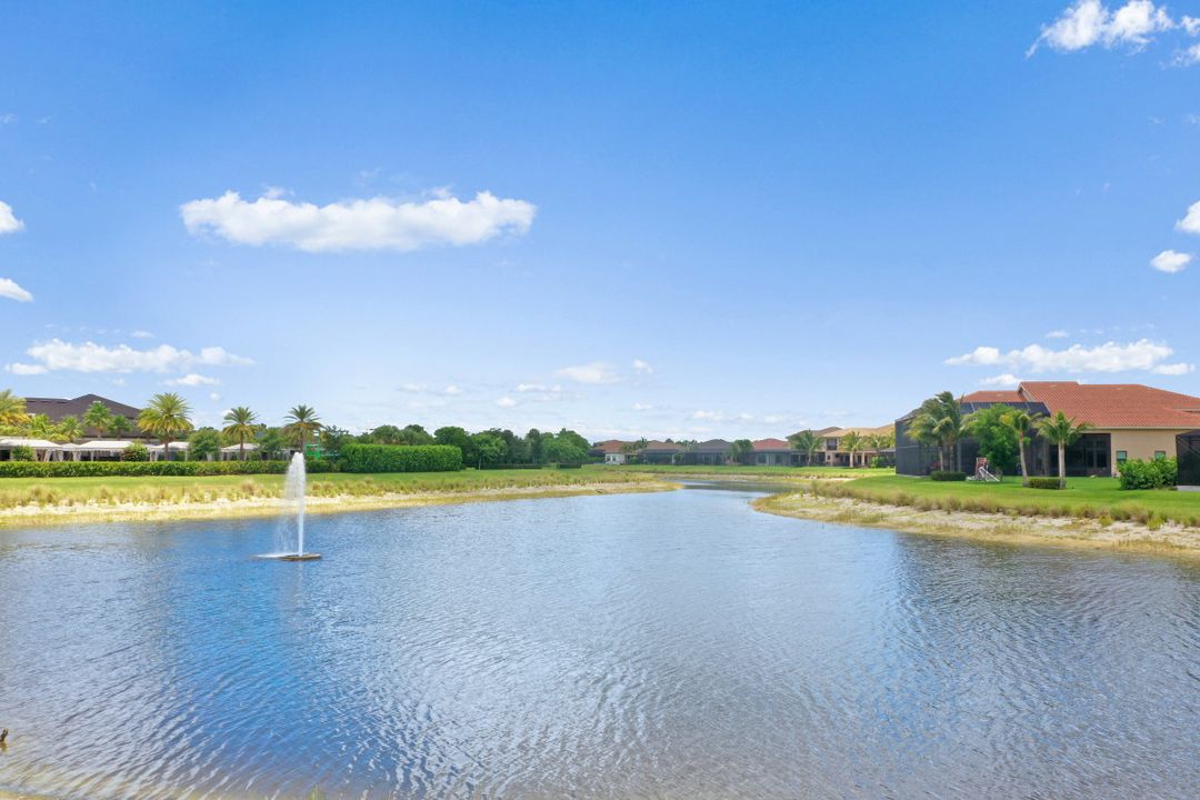 4173 Amelia Way, Naples, FL 34119