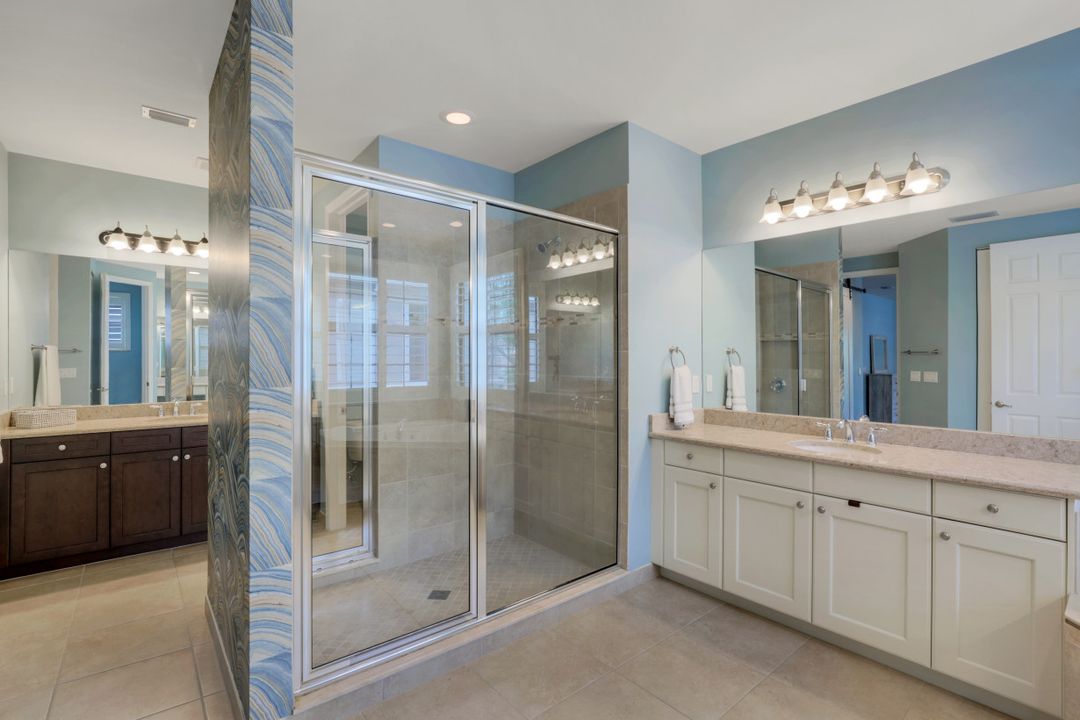 3082 Hudson Ter, Naples, FL 34119