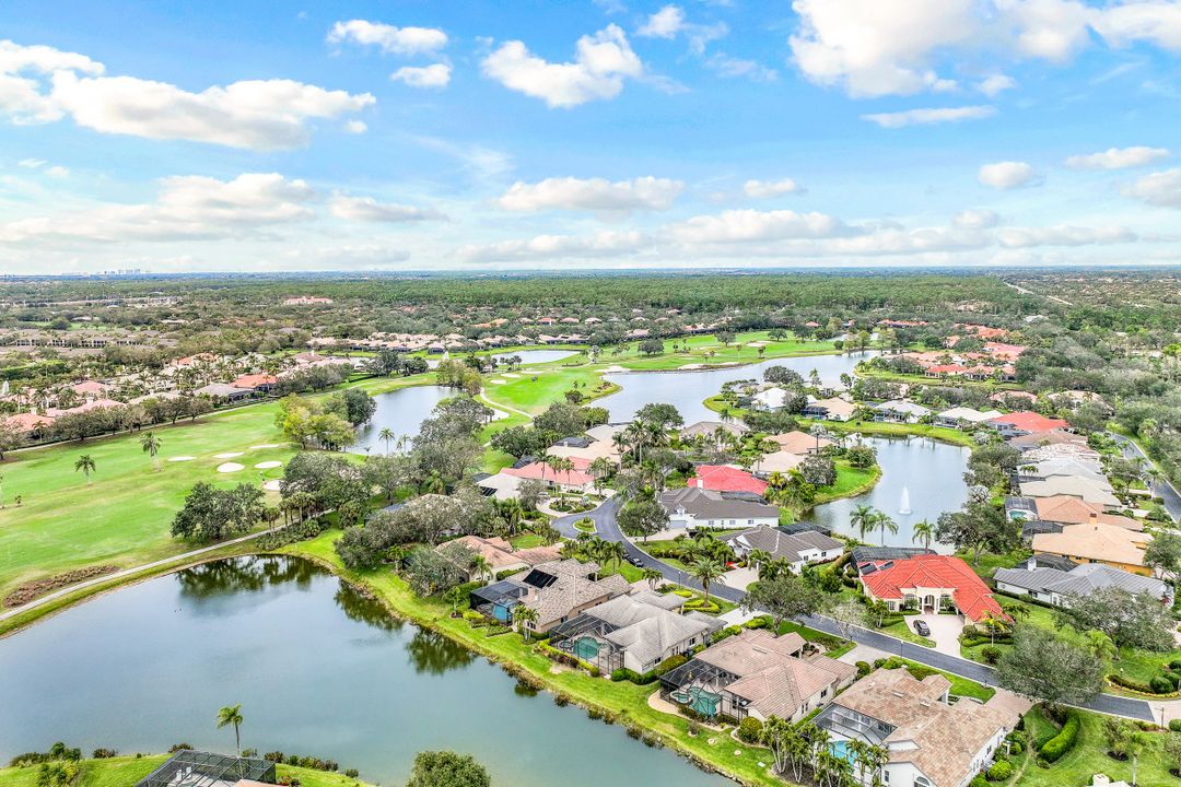 606 Shoreline Dr, Naples, FL 34119