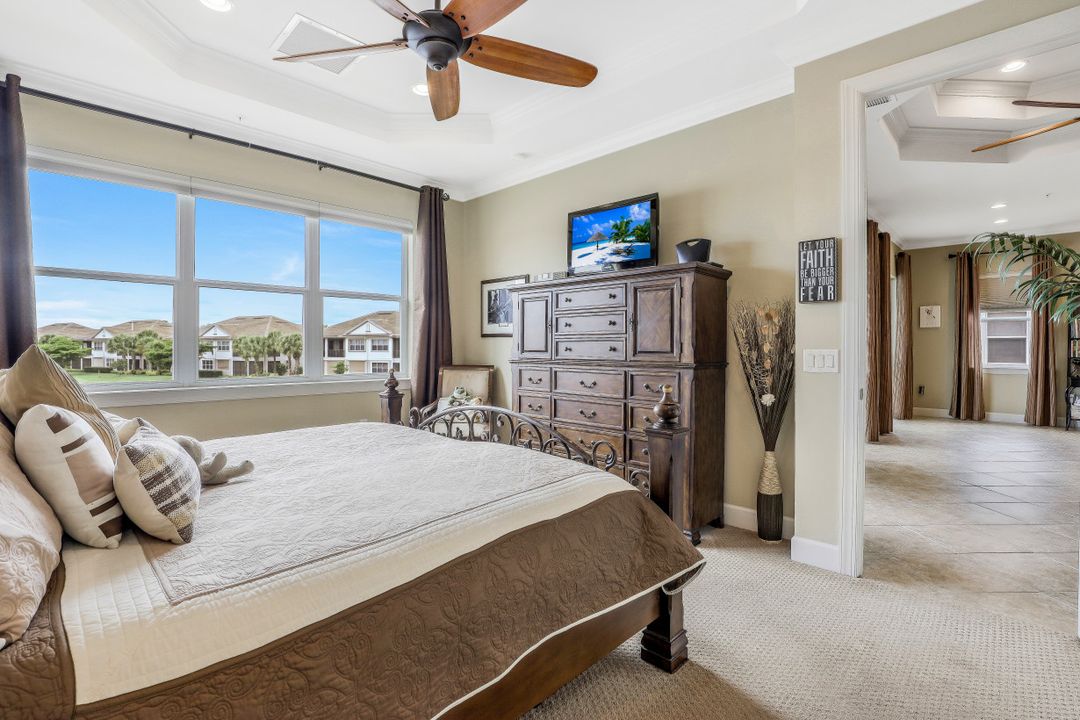 8779 Coastline Ct #202, Naples, FL 34120