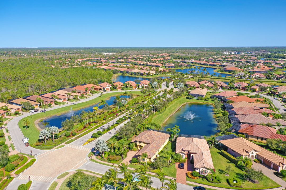 6287 Serano Way, Naples, FL 34113