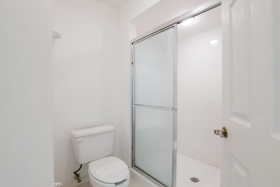 28080 Cavendish Ct  #2010, Bonita Springs, FL 34135