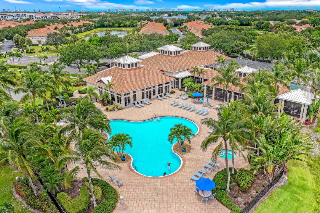 3074 Windsong Ct #503, Naples, FL 34109