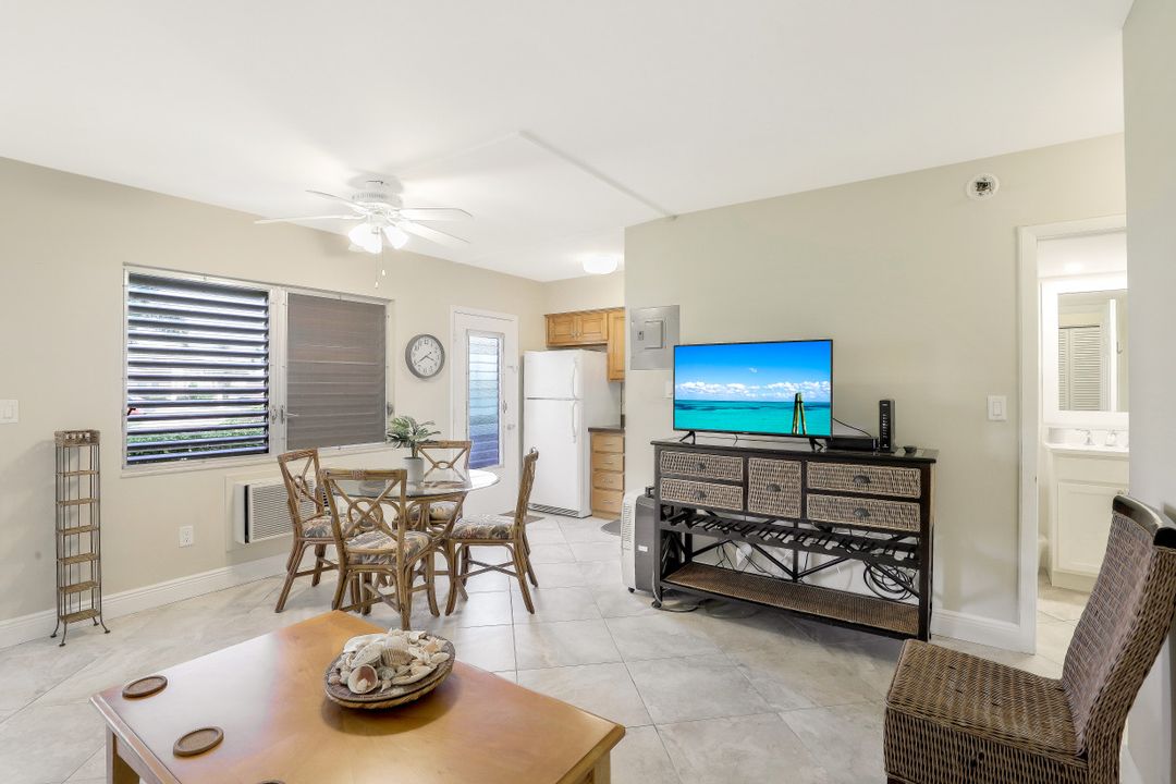 240 N Collier Blvd, Marco Island, FL 34145