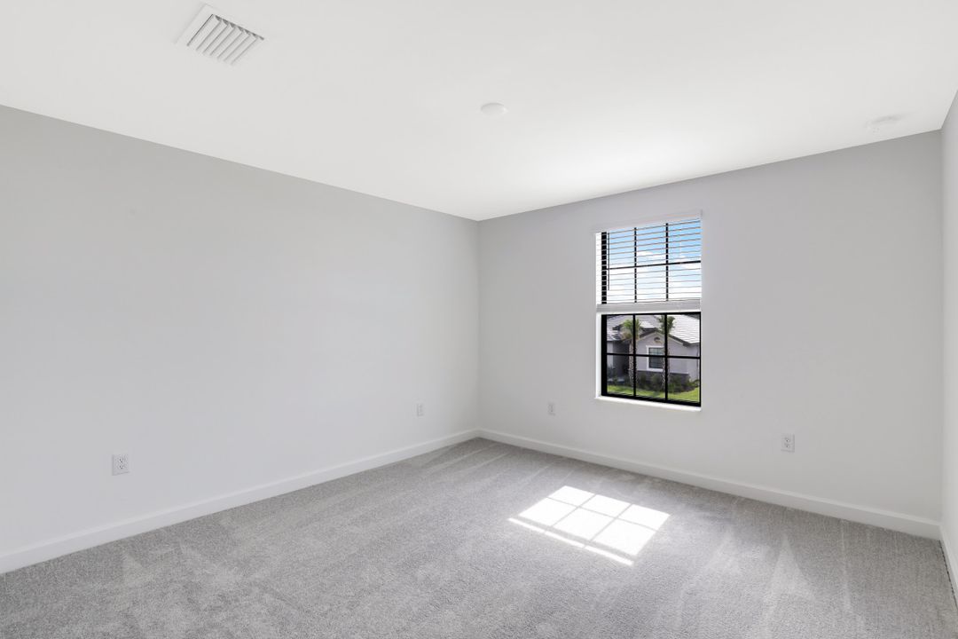 11350 Timber Creek Dr, Fort Myers, FL 33913