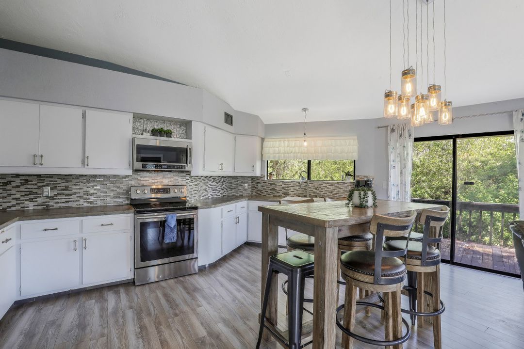 3035 64th St SW, Naples, FL 34105