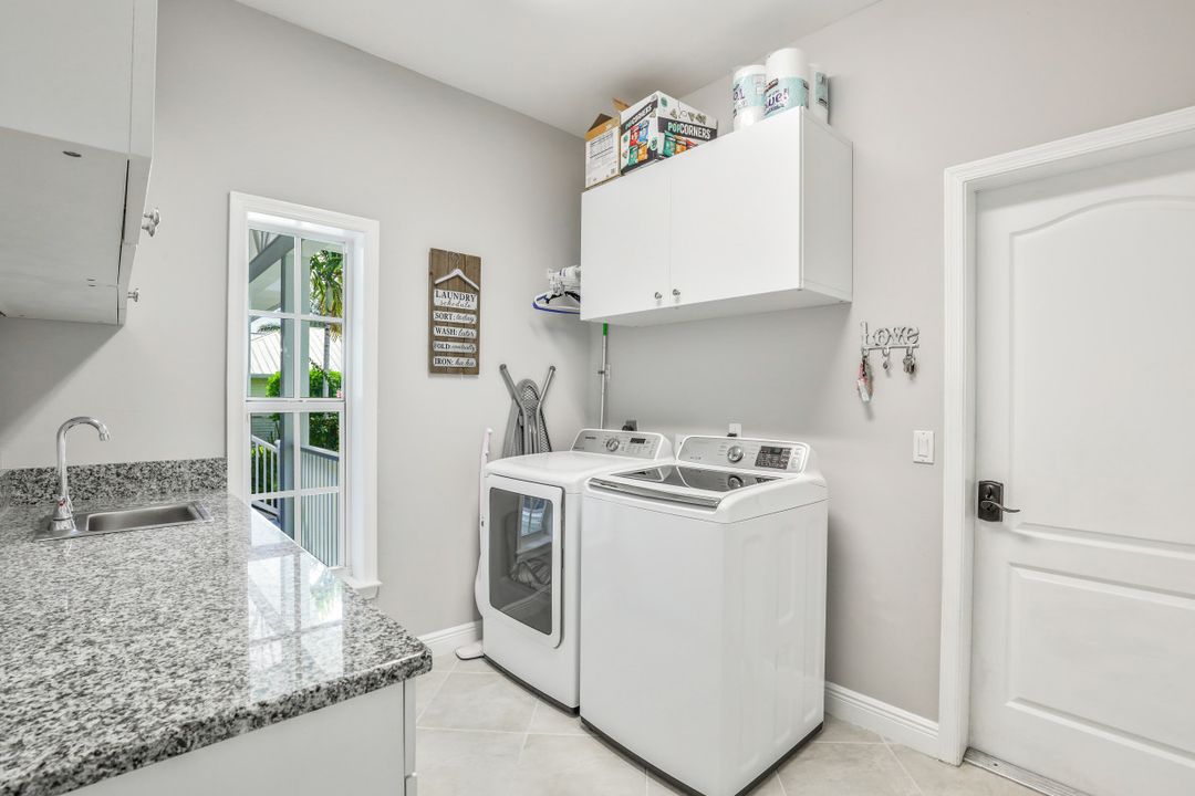 15663 Caloosa Creek Cir, Fort Myers, FL 33908