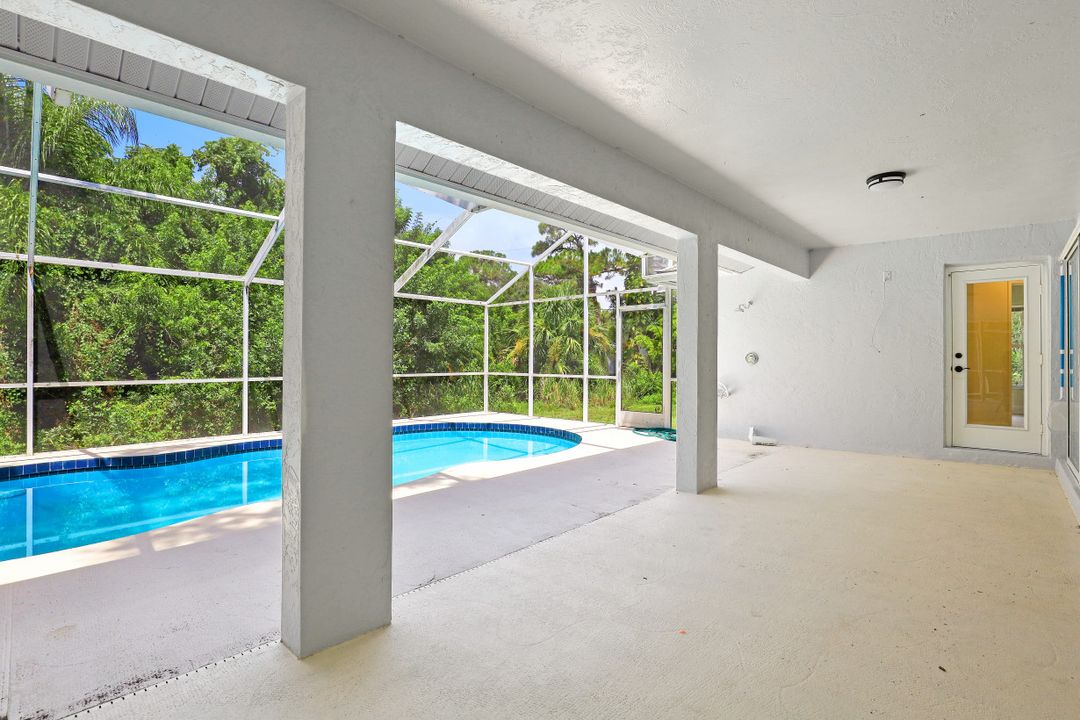5690 Varet Rd, Venice, FL 34293