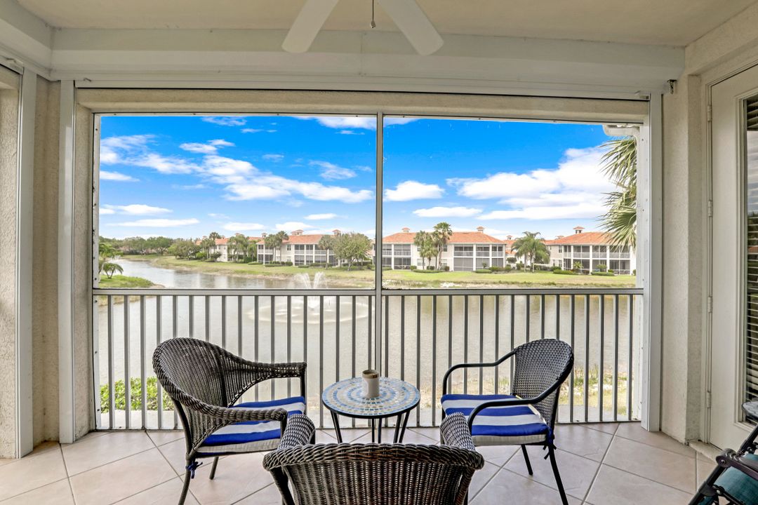 3062 Driftwood Way #4302, Naples, FL 34109