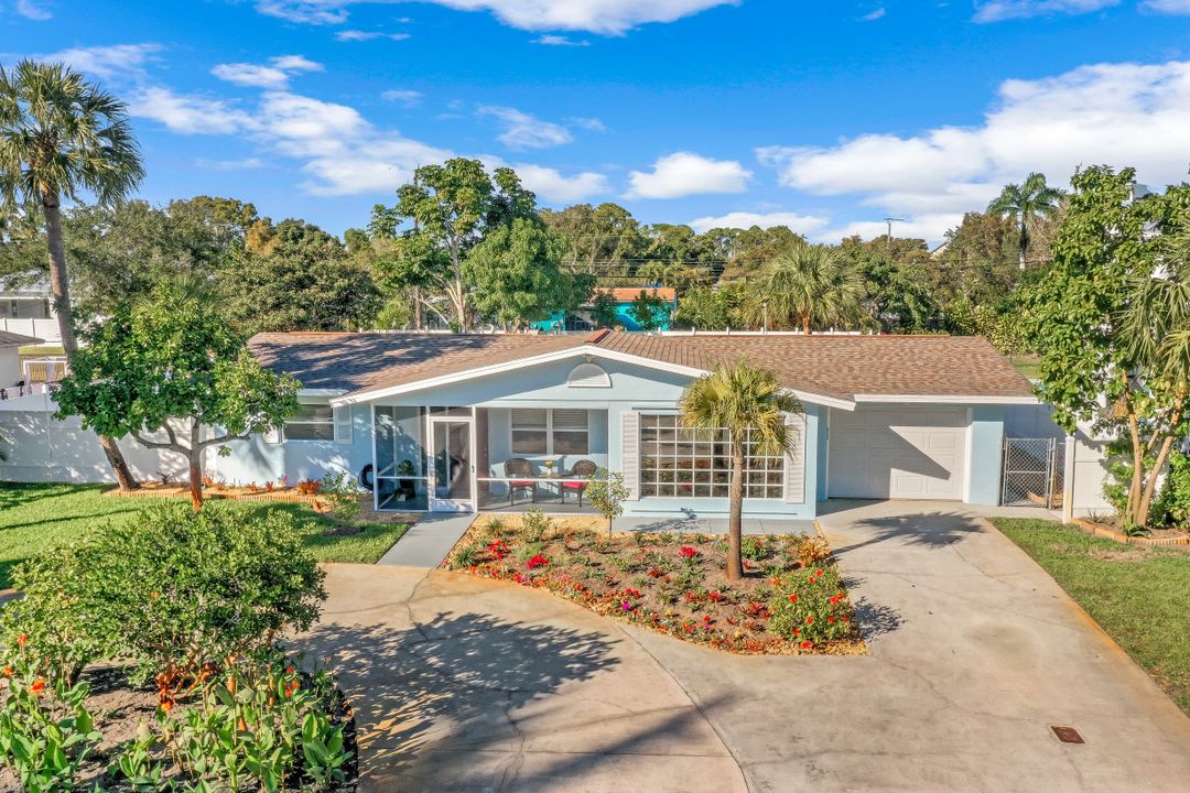 1173 29th Ave N, Naples, FL 34103