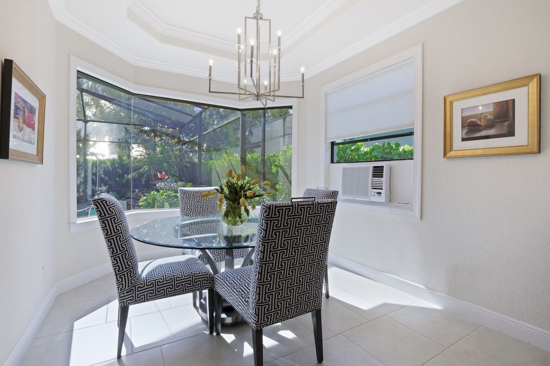 10102 Palazzo Dr, Naples, FL 34119