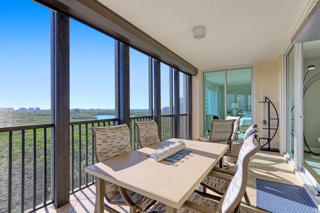 445 Cove Tower Dr #902, Naples, FL 34110