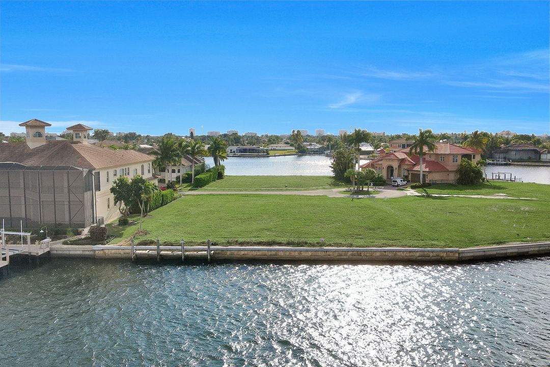 1411 Butterfield Ct, Marco Island, FL 34145