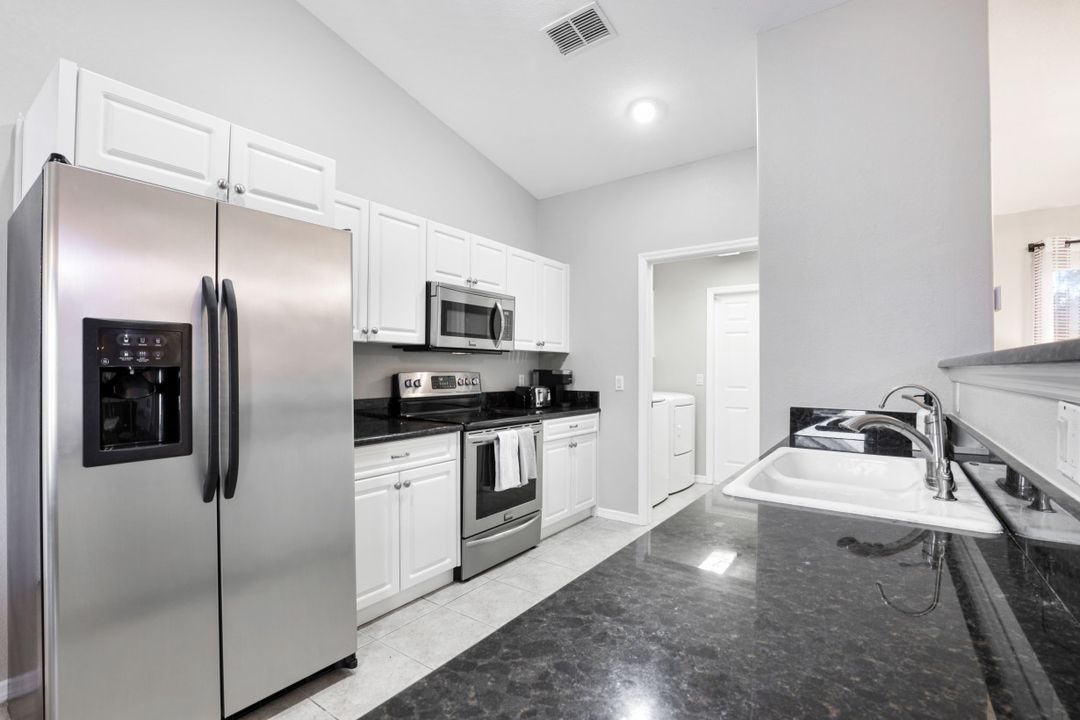 1156 NW Juanita Pl, Cape Coral, FL 33993