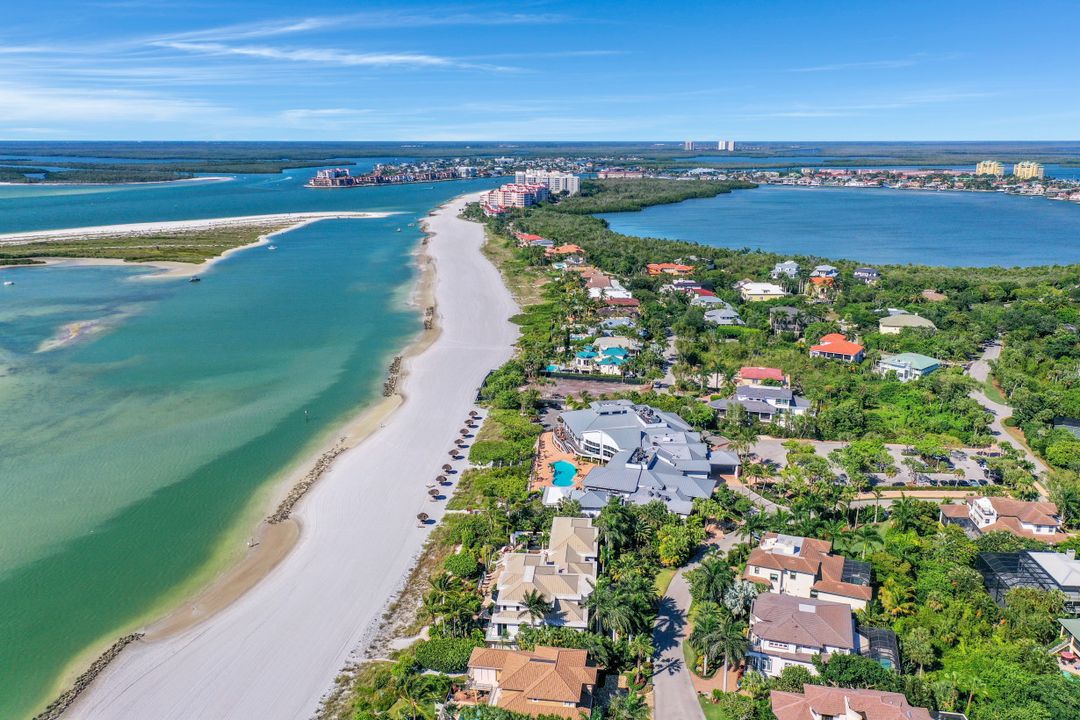 202 S Beach Dr, Marco Island, FL 34145