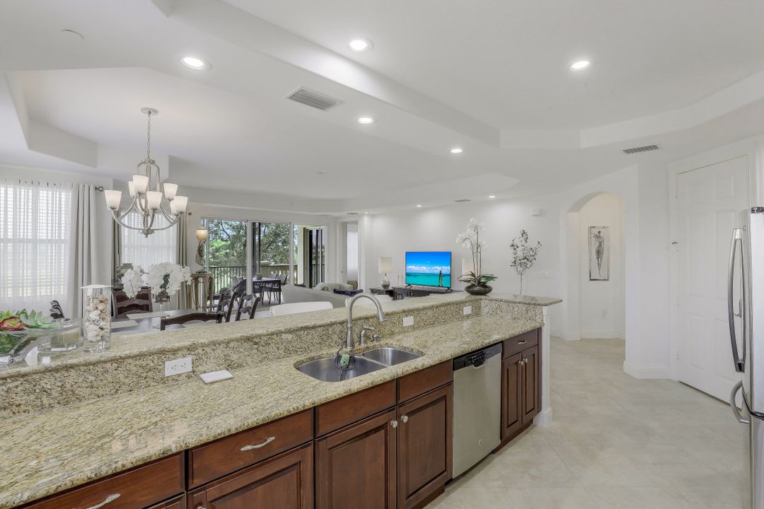 580 El Camino Real #3201, Naples, FL 34119