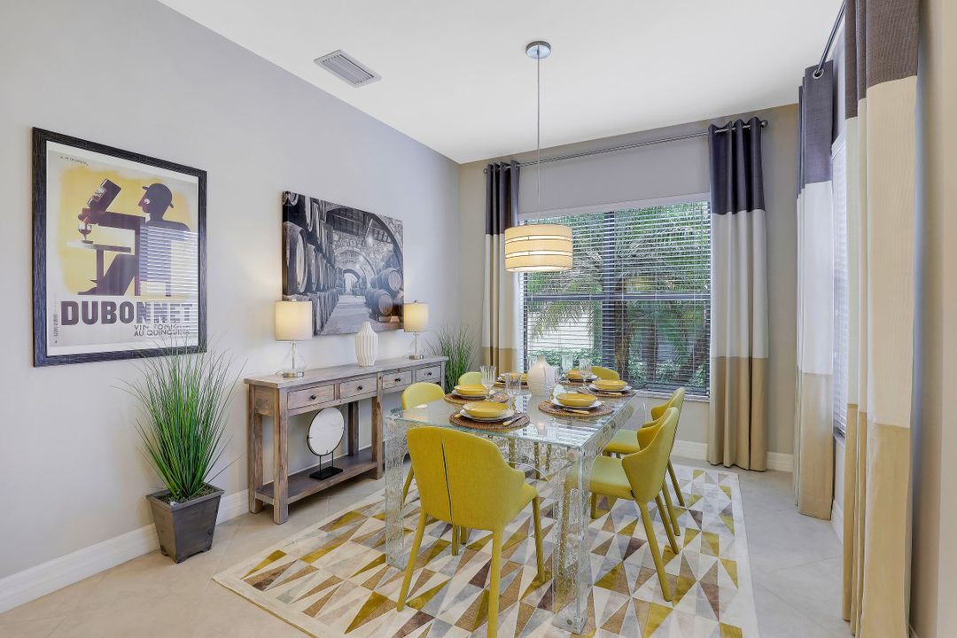 13486 Sumter Ln, Naples, FL 34109