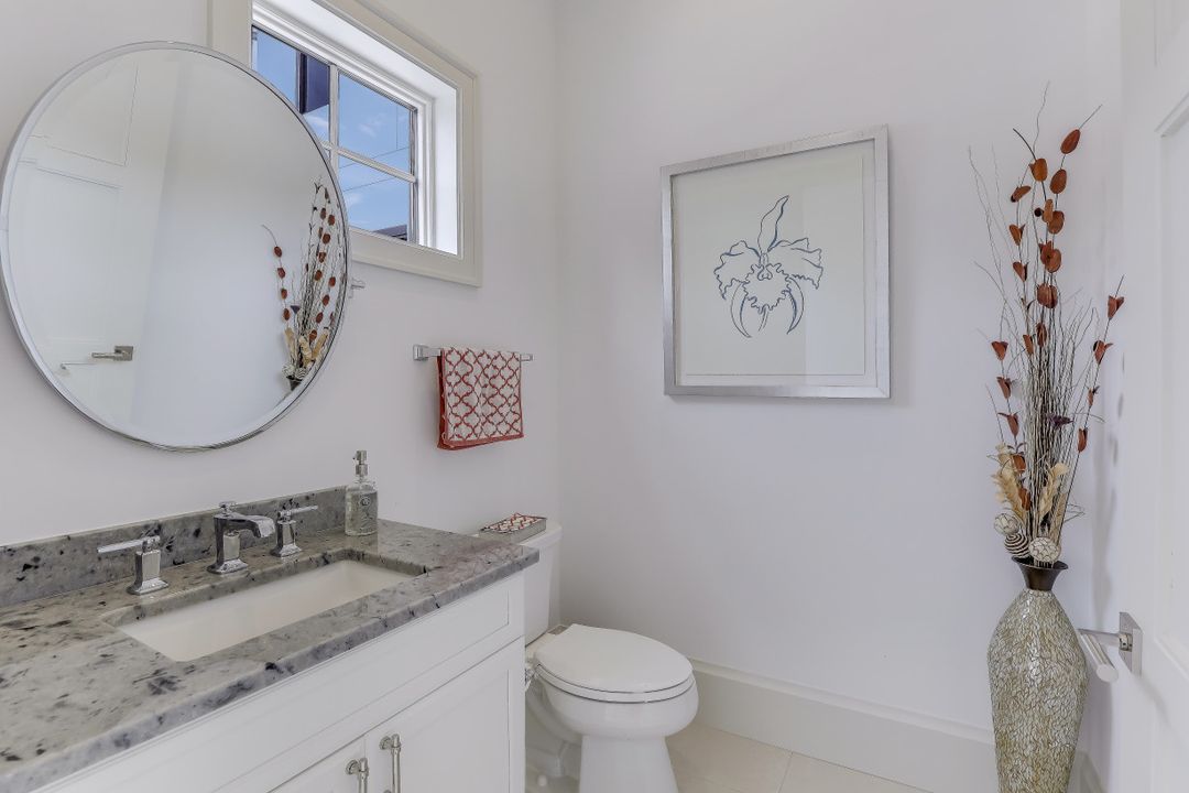 1824 Alamanda Dr, Naples, FL 34102