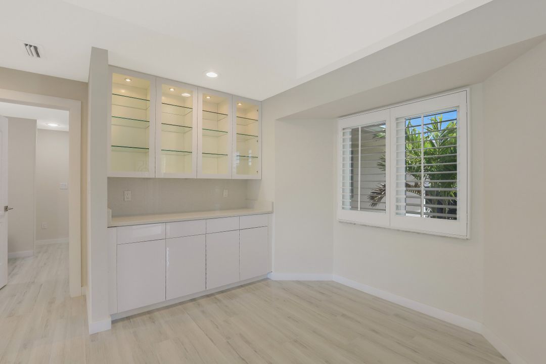 6572 E Town and River Rd, Fort Myers, FL 33919