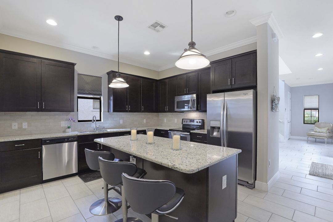 1300 Kendari Terrace, Naples, FL 34113