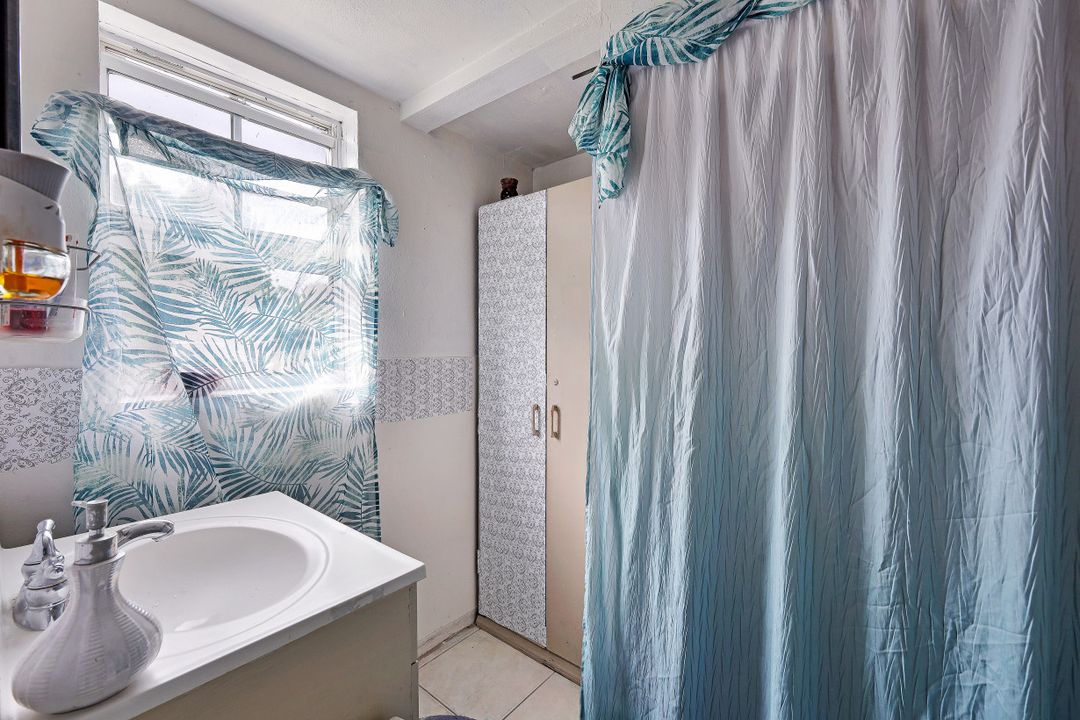 27556 Nevada St, Bonita Springs, FL 34135