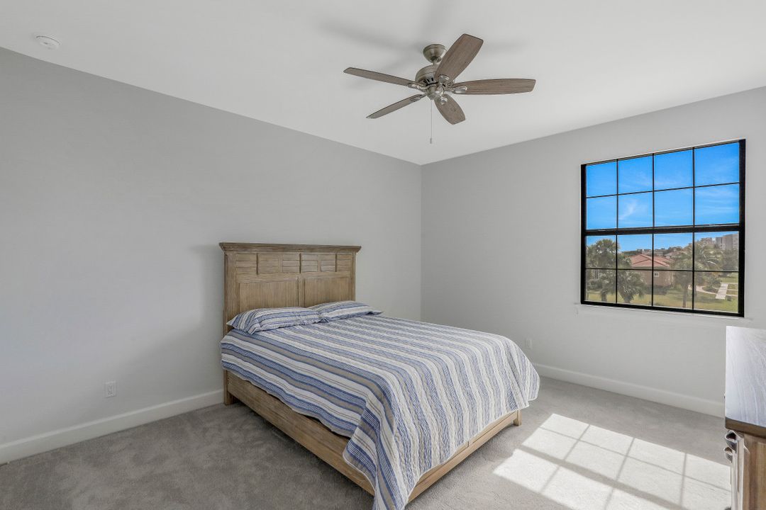 782 Saturn Ct, Marco Island, FL 34145