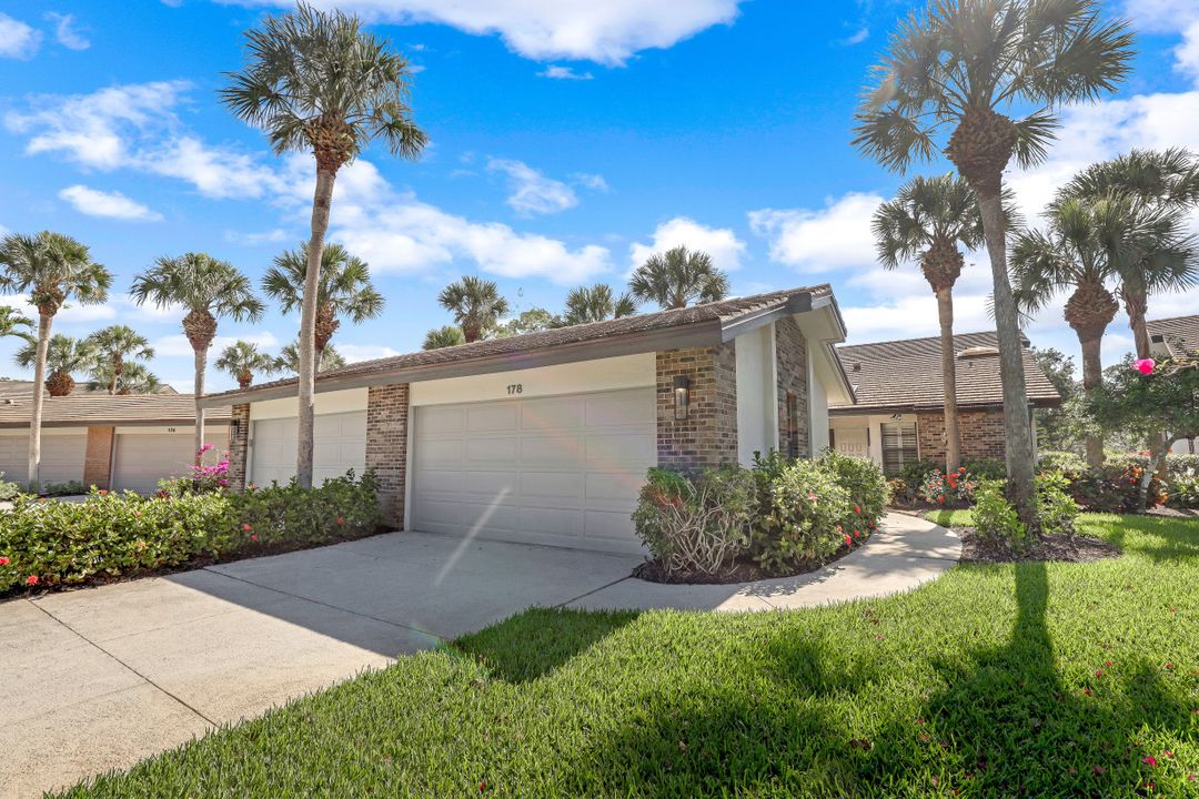 178 Cypress View Dr #C-34, Naples, FL 34113